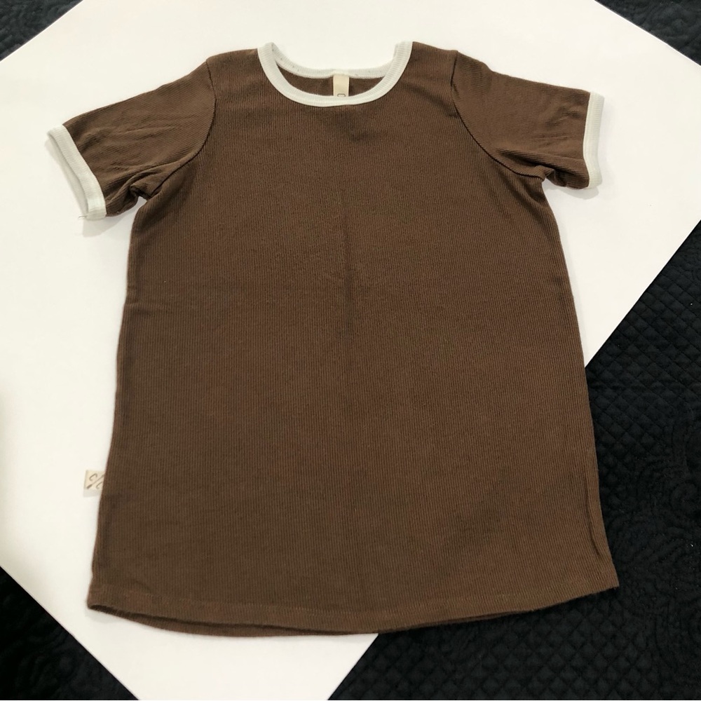 CHILDHOODS Ribbed Brown Short Sleeve Ringer Tee • 8